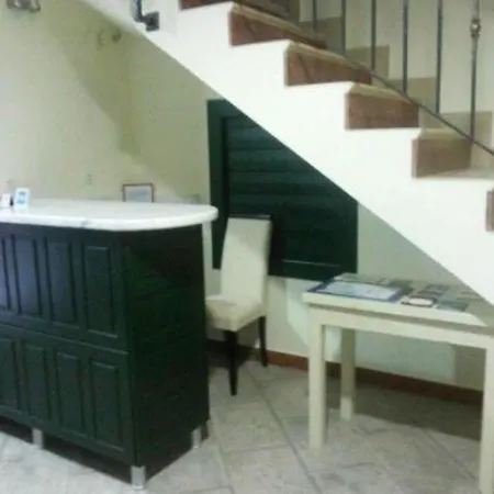Hotel Toni Palace
